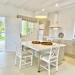 Casa Boticaria, Bonito Paraiso Privado Con Jardin Y Jacuzzi.