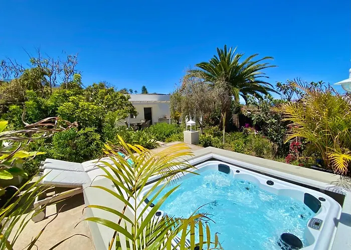 Casa Boticaria, Bonito Paraiso Privado Con Jardin Y Jacuzzi. * لا أوروتافا